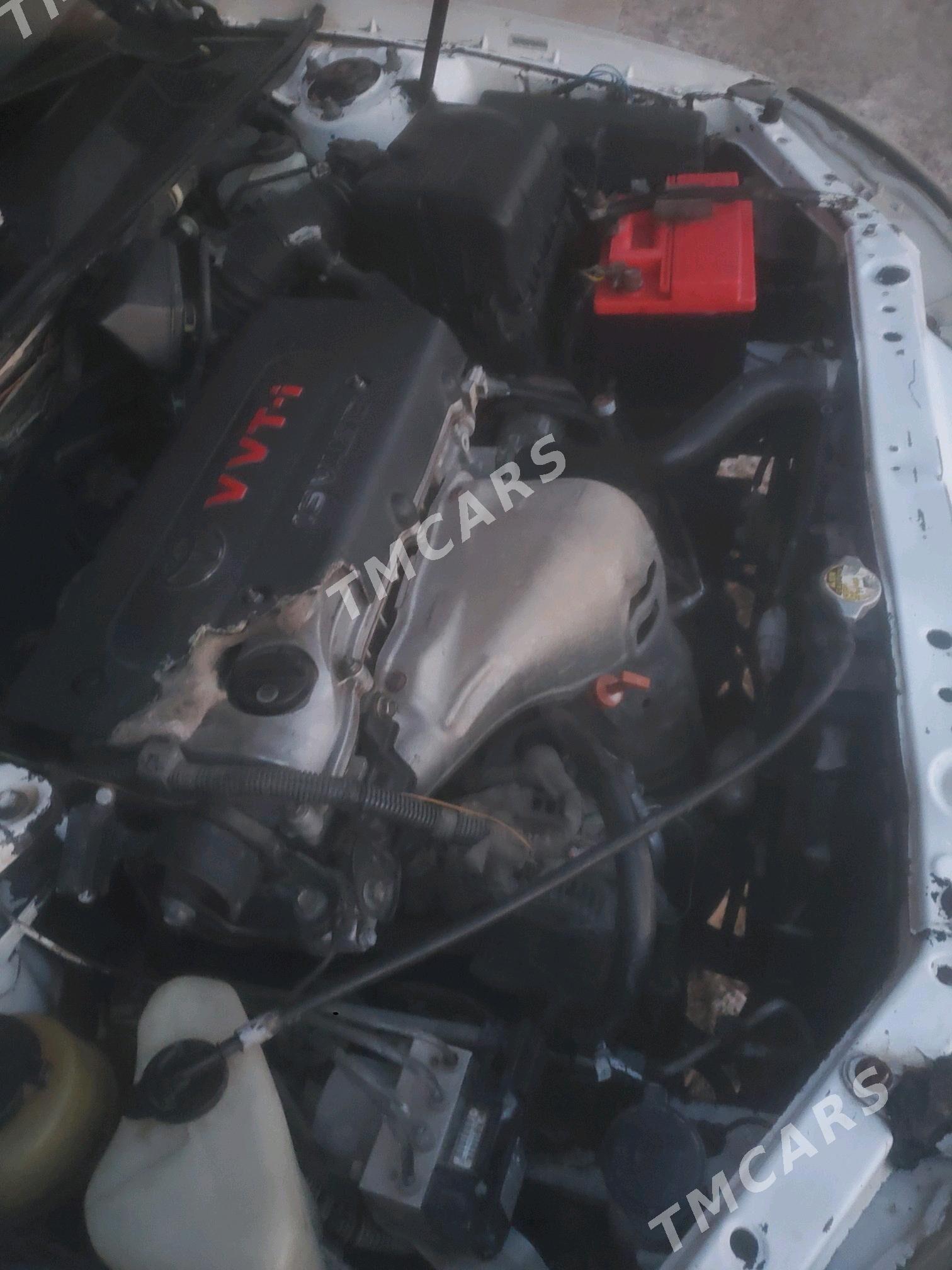 Toyota Camry 2004 - 120 000 TMT - Бабадайхан - img 4
