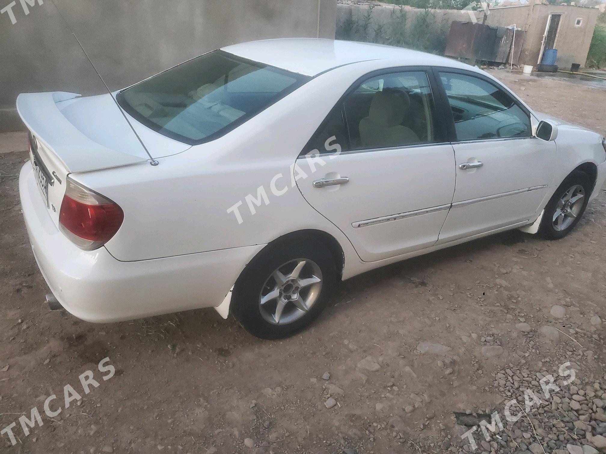 Toyota Camry 2004 - 120 000 TMT - Бабадайхан - img 5