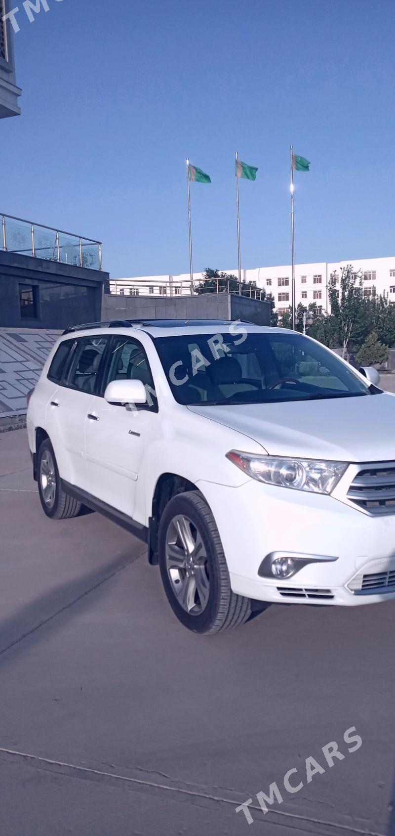 Toyota Highlander 2013 - 380 000 TMT - Daşoguz - img 3