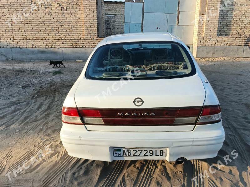 Nissan Maxima 1998 - 36 000 TMT - Саят - img 7