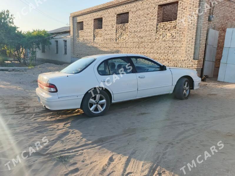 Nissan Maxima 1998 - 36 000 TMT - Саят - img 4
