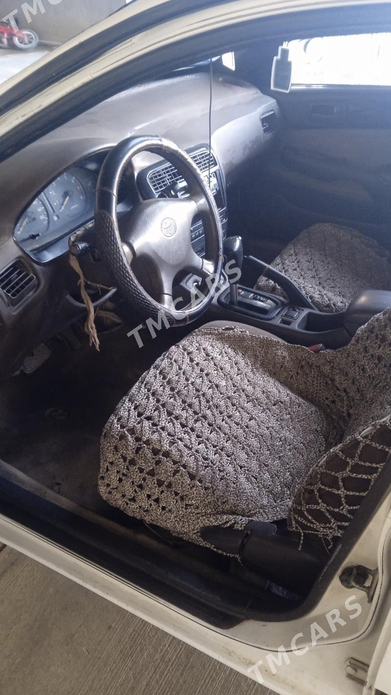 Toyota Carina 1995 - 52 000 TMT - Halaç - img 2