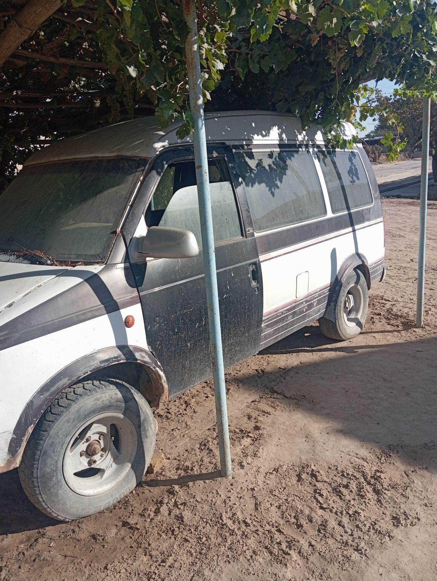 Chevrolet Astro 1995 - 6 000 TMT - Mary - img 2