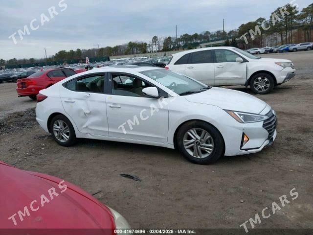 Hyundai Elantra 2020 - 210 000 TMT - Мургап - img 4