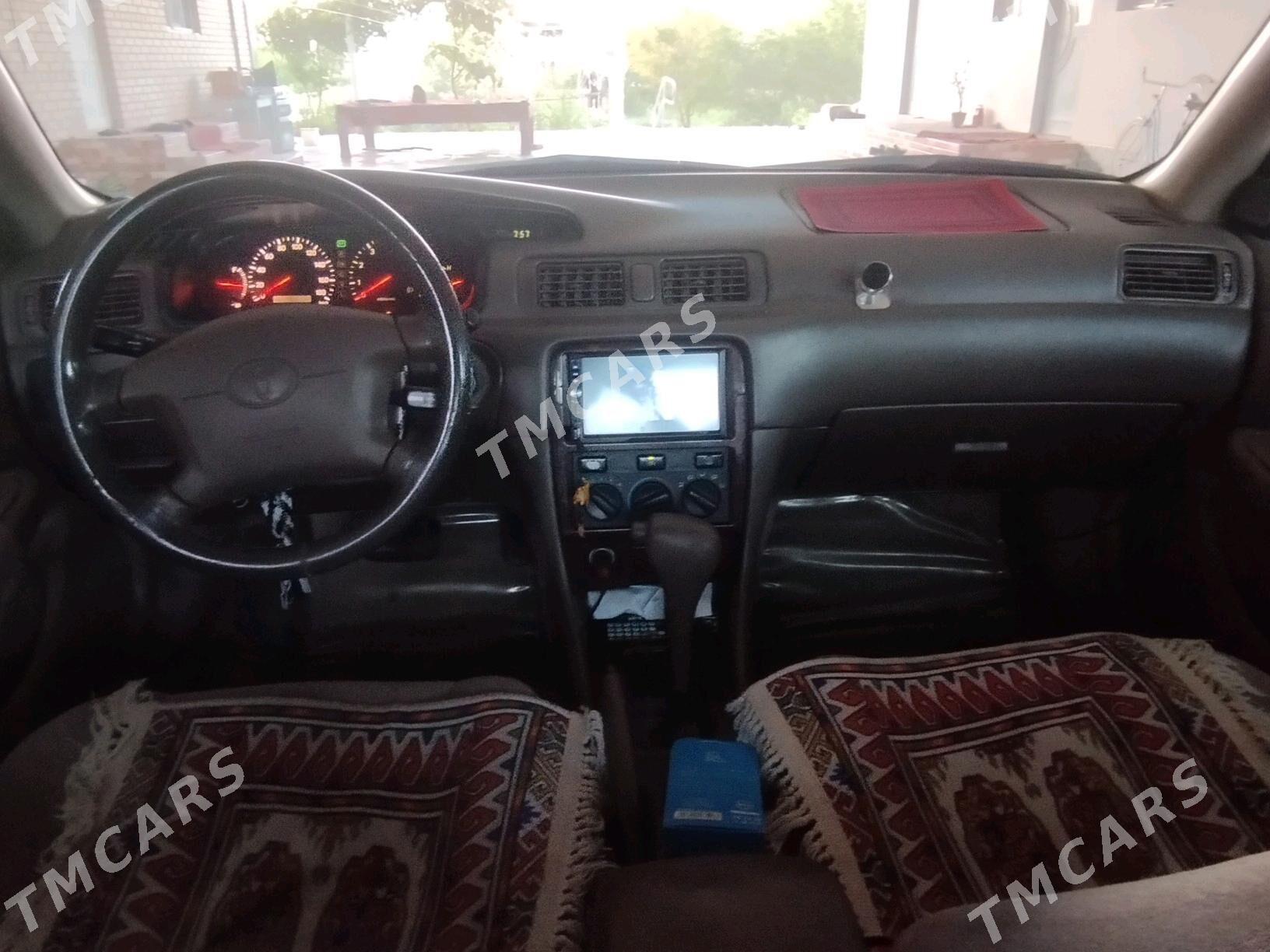 Toyota Camry 2000 - 160 000 TMT - Türkmengala - img 3