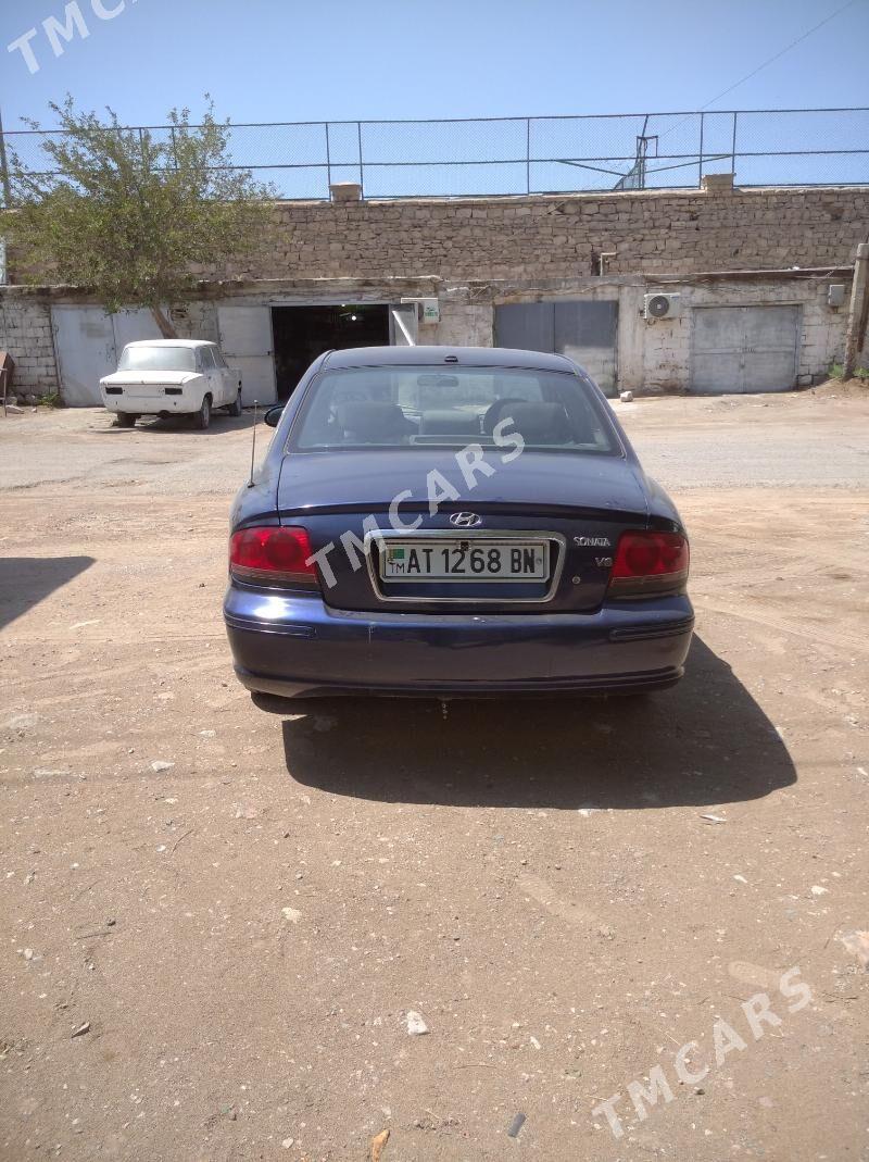 Hyundai Sonata 2003 - 45 000 TMT - Türkmenbaşy - img 4