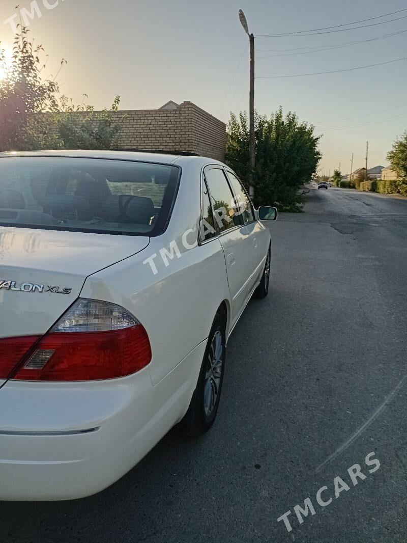 Toyota Avalon 2002 - 140 000 TMT - Мары - img 3