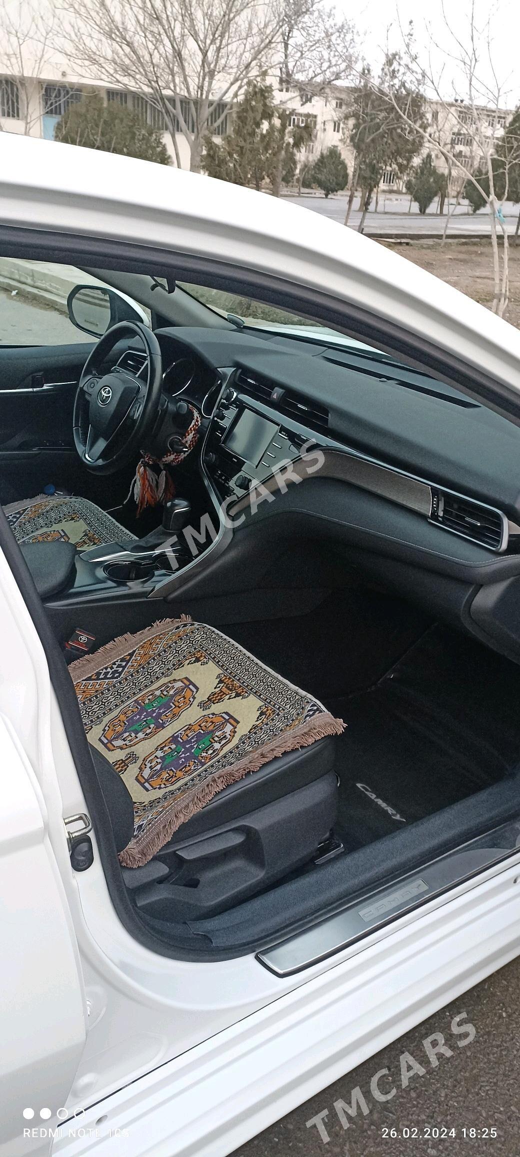Toyota Camry 2020 - 255 000 TMT - Ашхабад - img 2