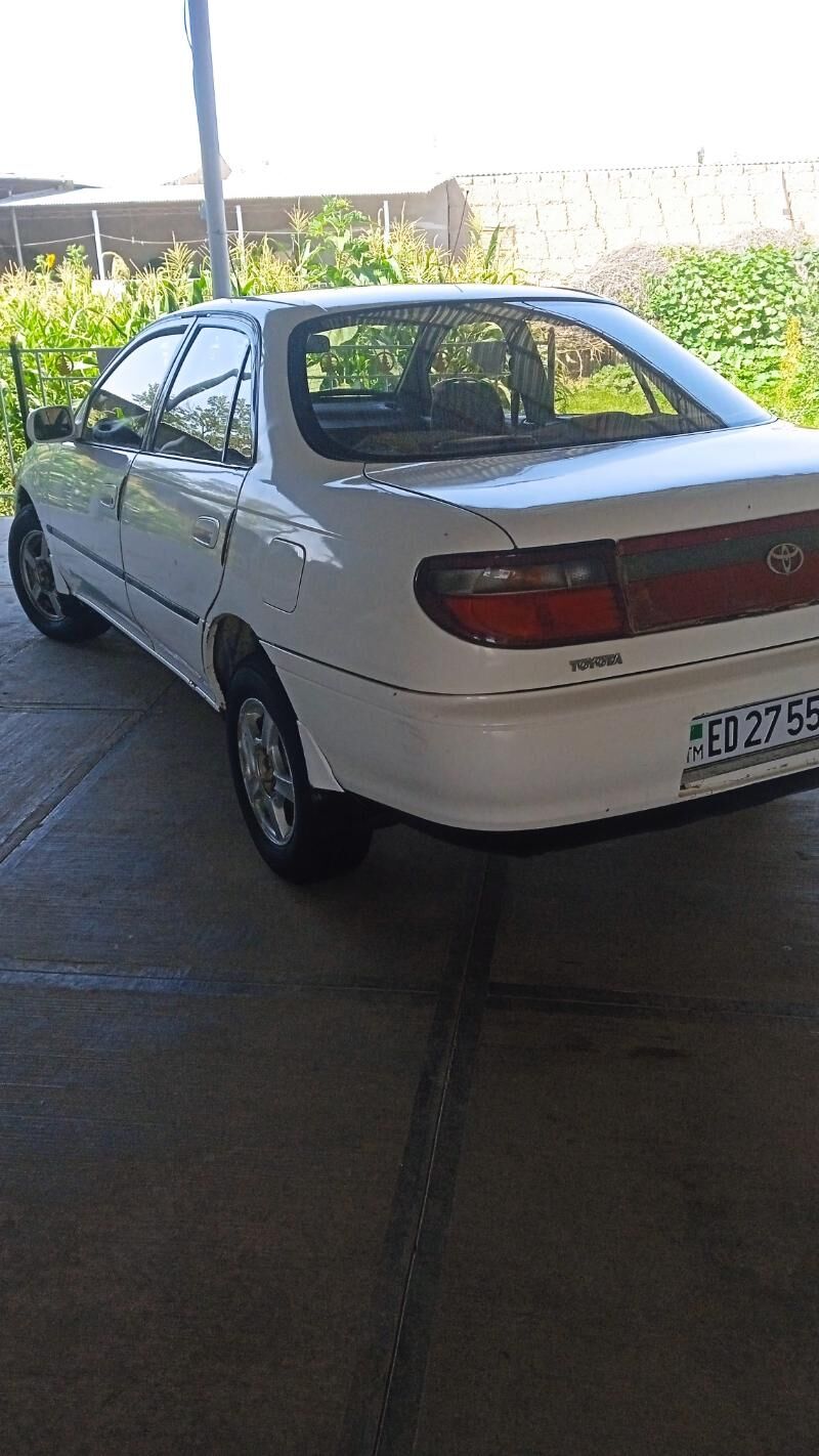 Toyota Carina 1995 - 52 000 TMT - Halaç - img 5