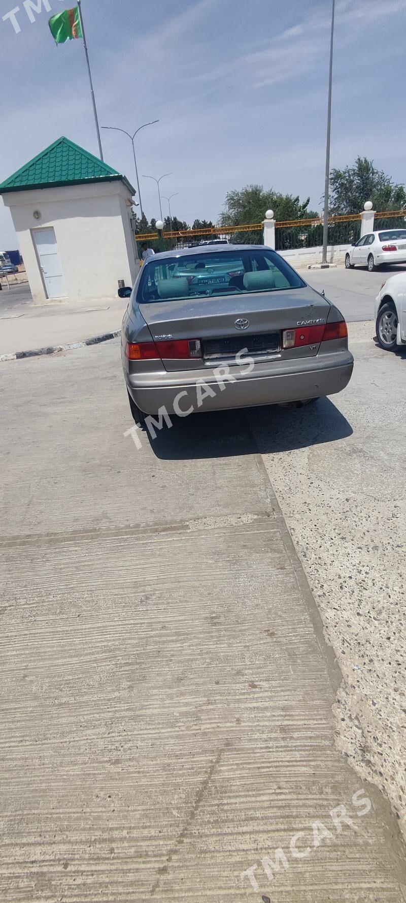 Toyota Camry 1997 - 125 000 TMT - Мары - img 3