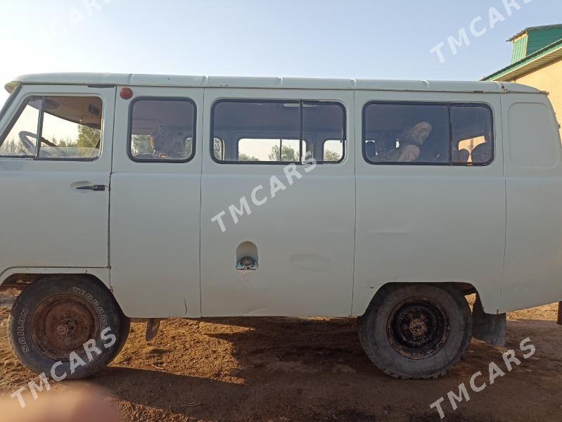 UAZ 2206 2000 - 30 000 TMT - етр. Туркменбаши - img 2