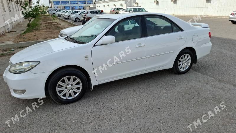 Toyota Camry 2004 - 170 000 TMT - Кака - img 3