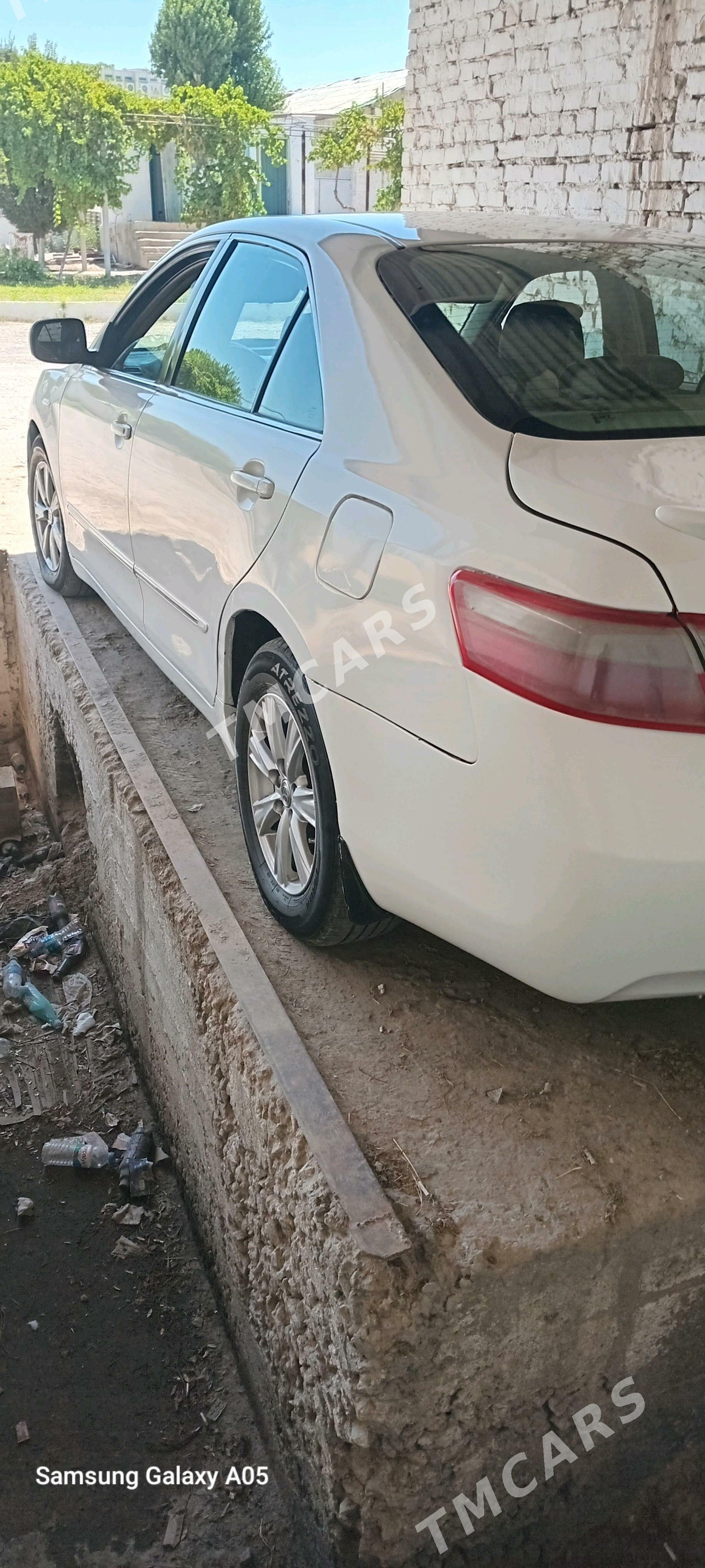 Toyota Camry 2007 - 120 000 TMT - Çärjew - img 3