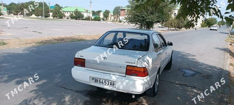 Toyota Corolla 1995 - 50 000 TMT - Ak bugdaý etraby - img 2