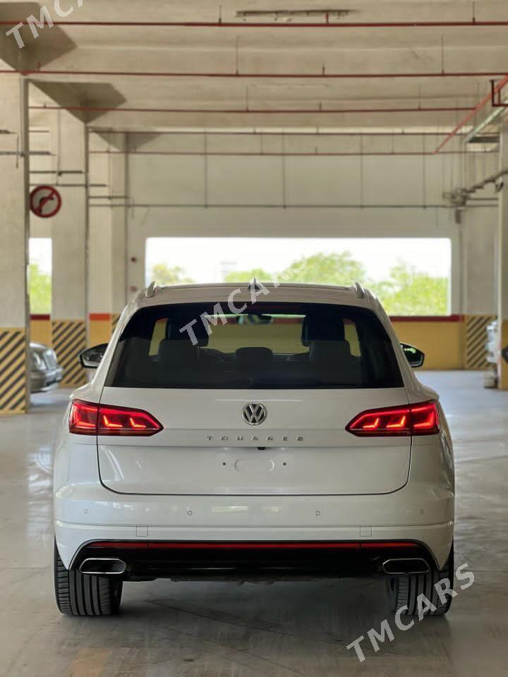 Volkswagen Touareg 2019 - 1 000 000 TMT - Aşgabat - img 4