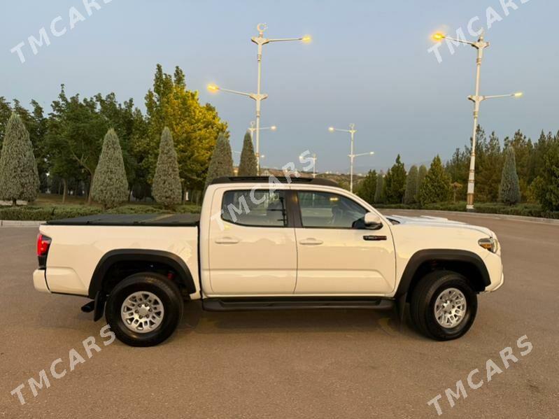 Toyota Tacoma 2019 - 370 000 TMT - Aşgabat - img 5