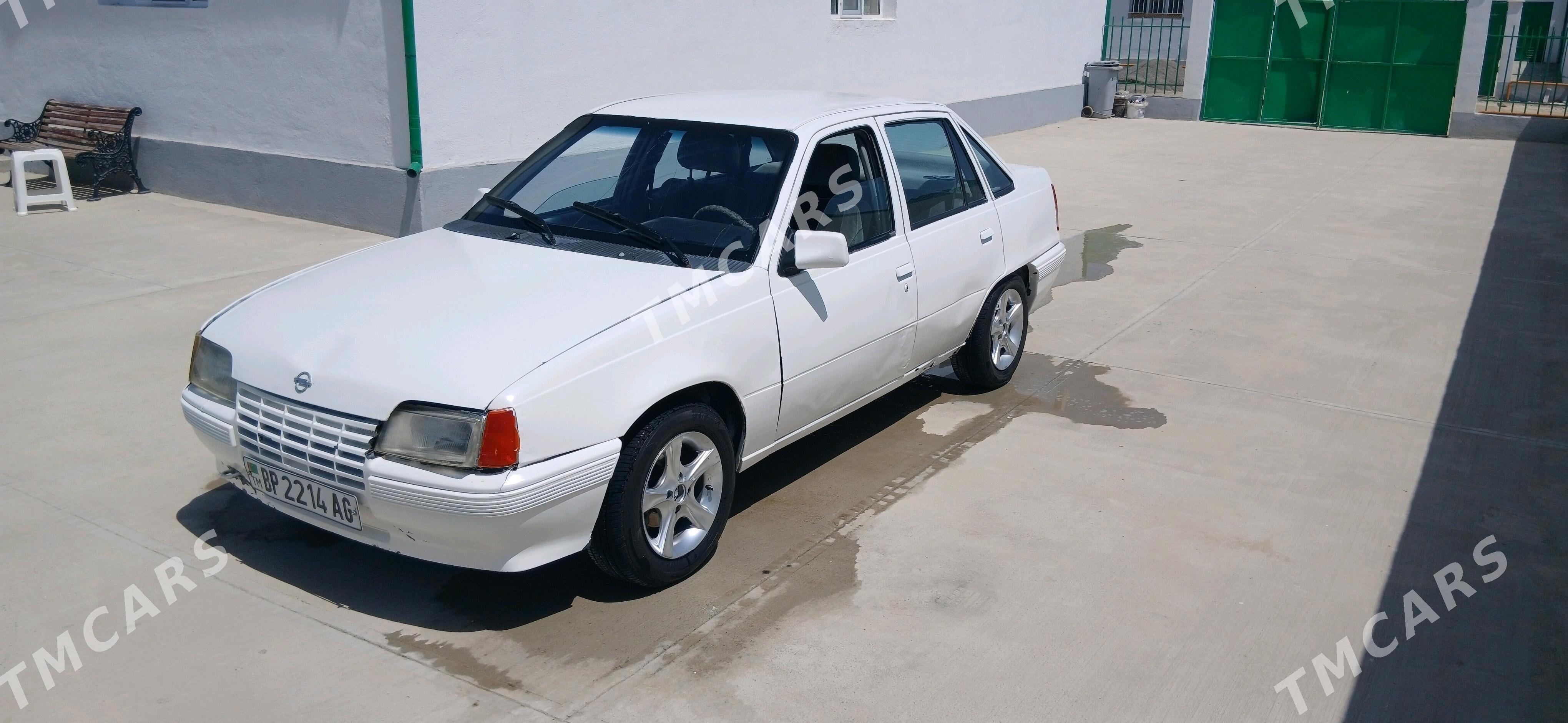 Opel Vectra 1989 - 20 000 TMT - Гёкдепе - img 4