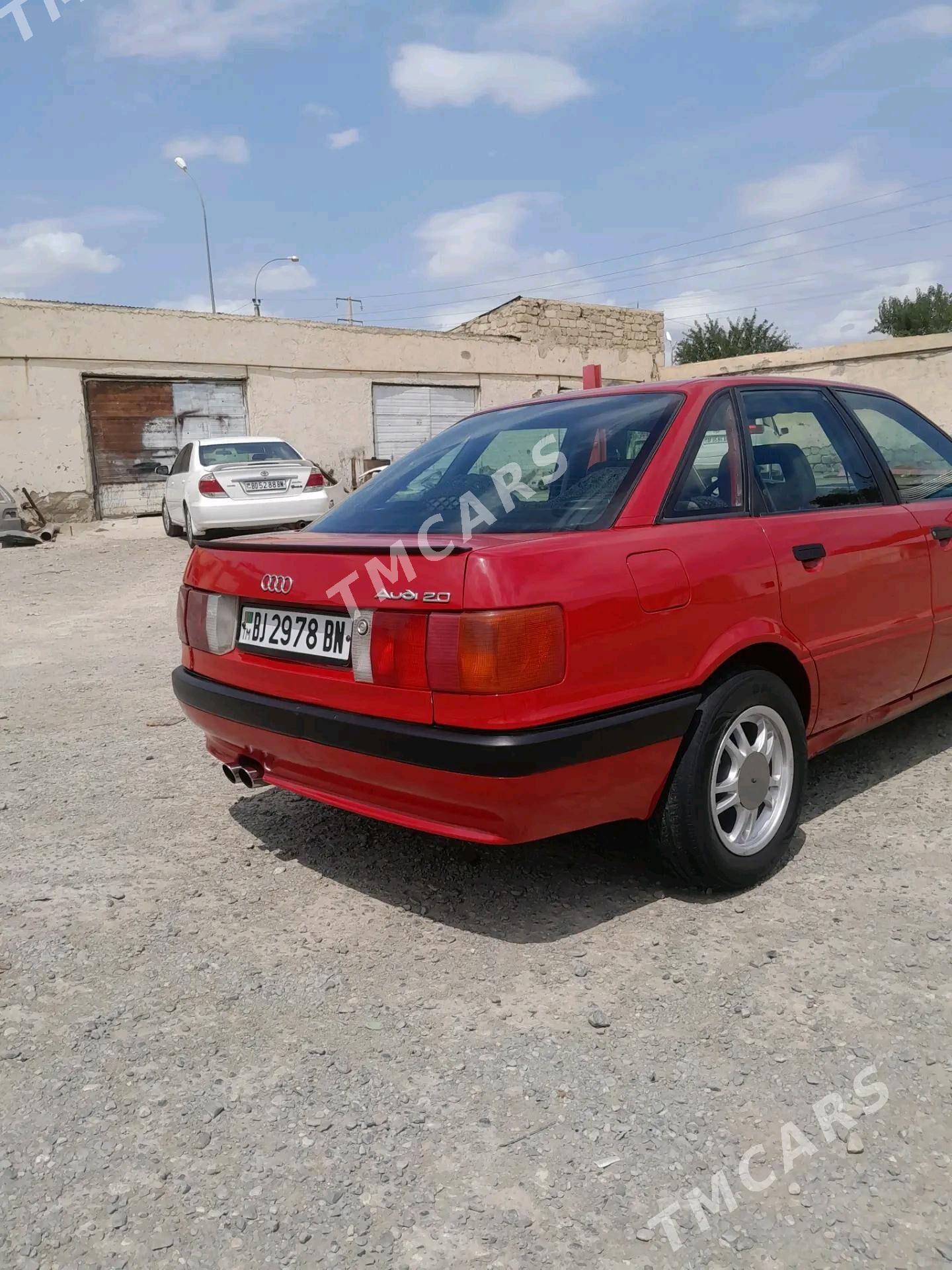 Audi 80 1992 - 26 000 TMT - Гызыларбат - img 4