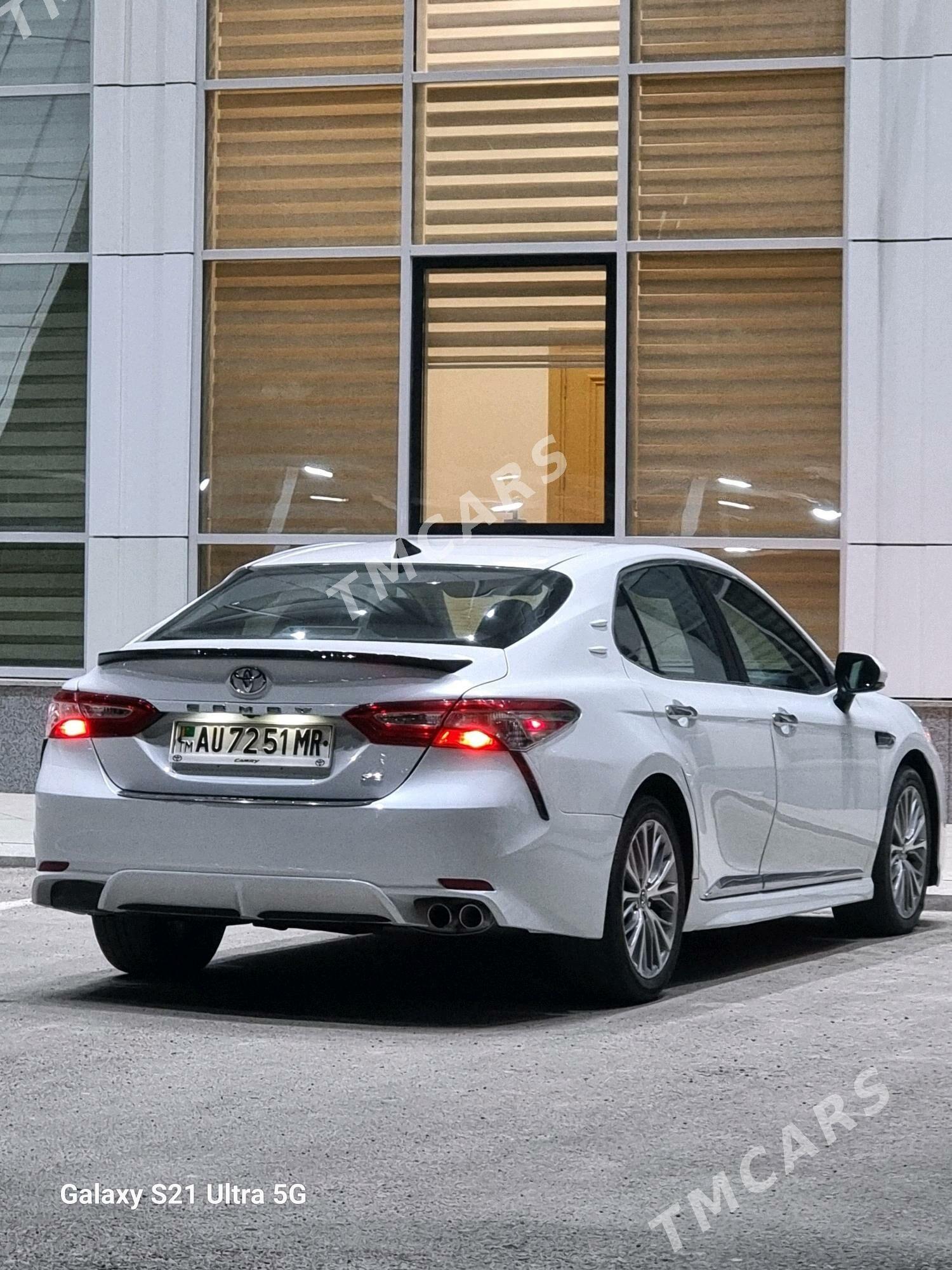 Toyota Camry 2019 - 305 000 TMT - Байрамали - img 6