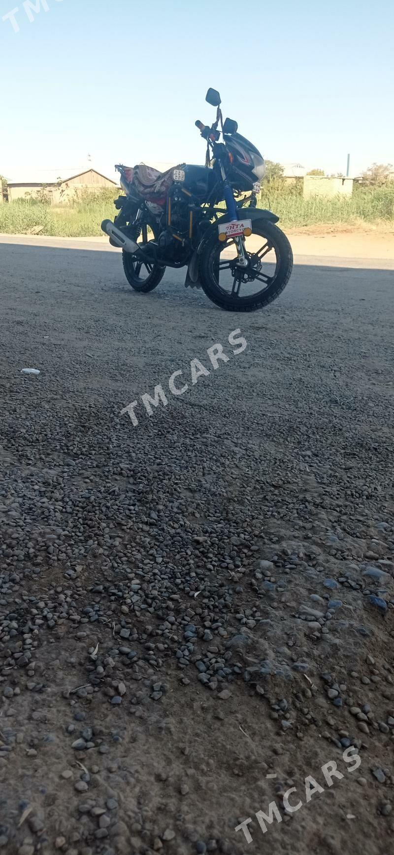 Fekon FK150-8G 2014 - 13 800 TMT - Дянев - img 3