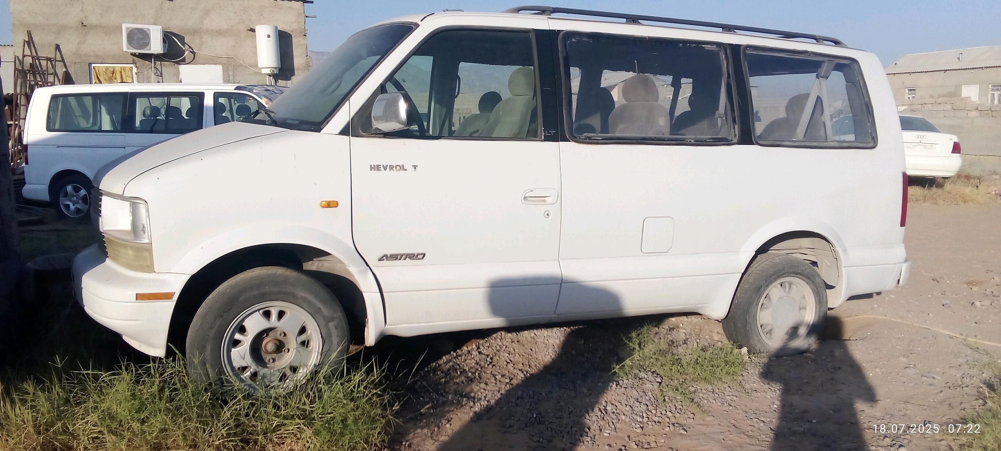 Chevrolet Astro 1998 - 20 000 TMT - Büzmeýin - img 2