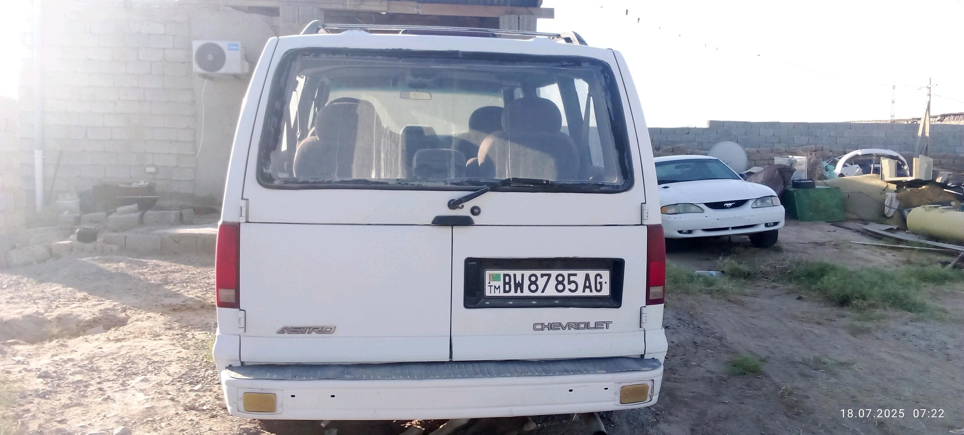 Chevrolet Astro 1998 - 20 000 TMT - Büzmeýin - img 5