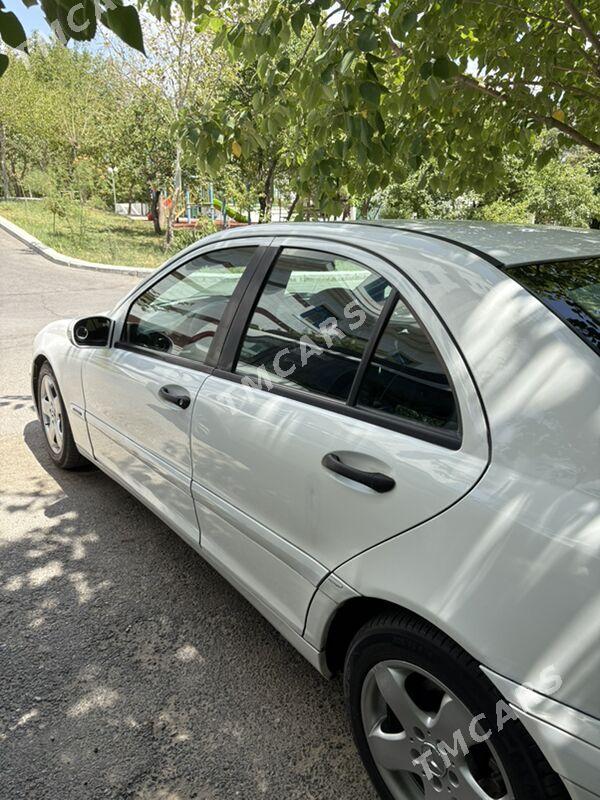 Mercedes-Benz C-Class 2000 - 70 000 TMT - Кака - img 2