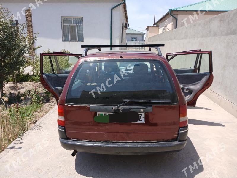 Opel Astra 1993 - 30 000 TMT - Дашогуз - img 2
