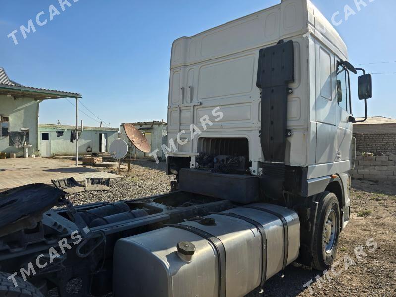 DAF LF 2004 - 500 000 TMT - Sarahs - img 4