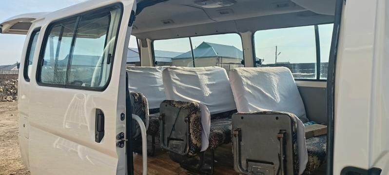 Nissan Urvan 2005 - 137 000 TMT - Sakarçäge - img 6