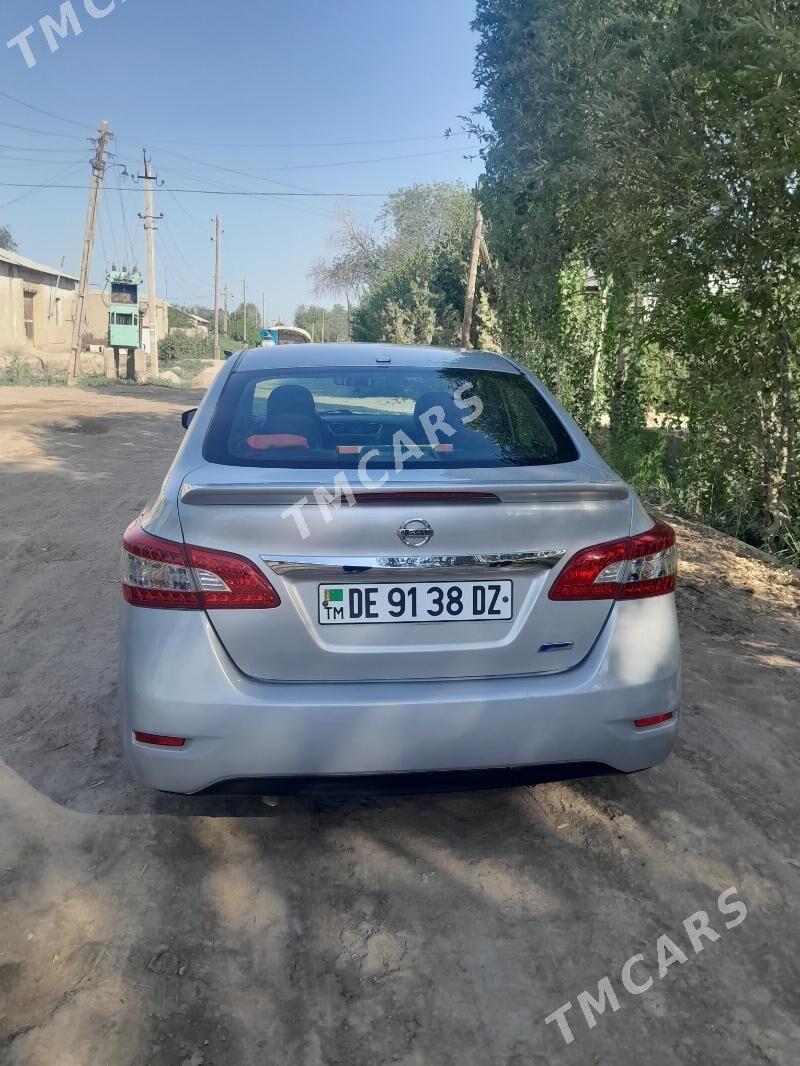 Nissan Sentra 2014 - 135 000 TMT - Гурбансолтан Едже - img 4