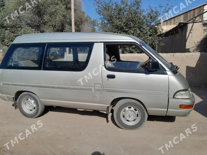 Toyota Town Ace 1995 - 35 000 TMT - Гурбансолтан Едже - img 2