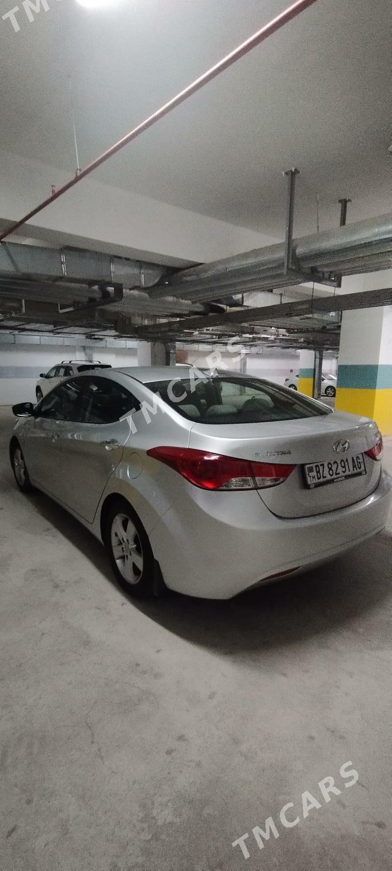 Hyundai Elantra 2011 - 155 000 TMT - Ашхабад - img 5