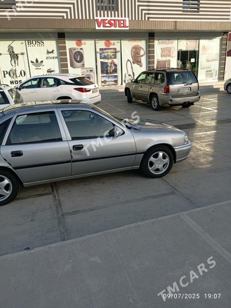 Opel Vectra 1992 - 38 000 TMT - Mary - img 2