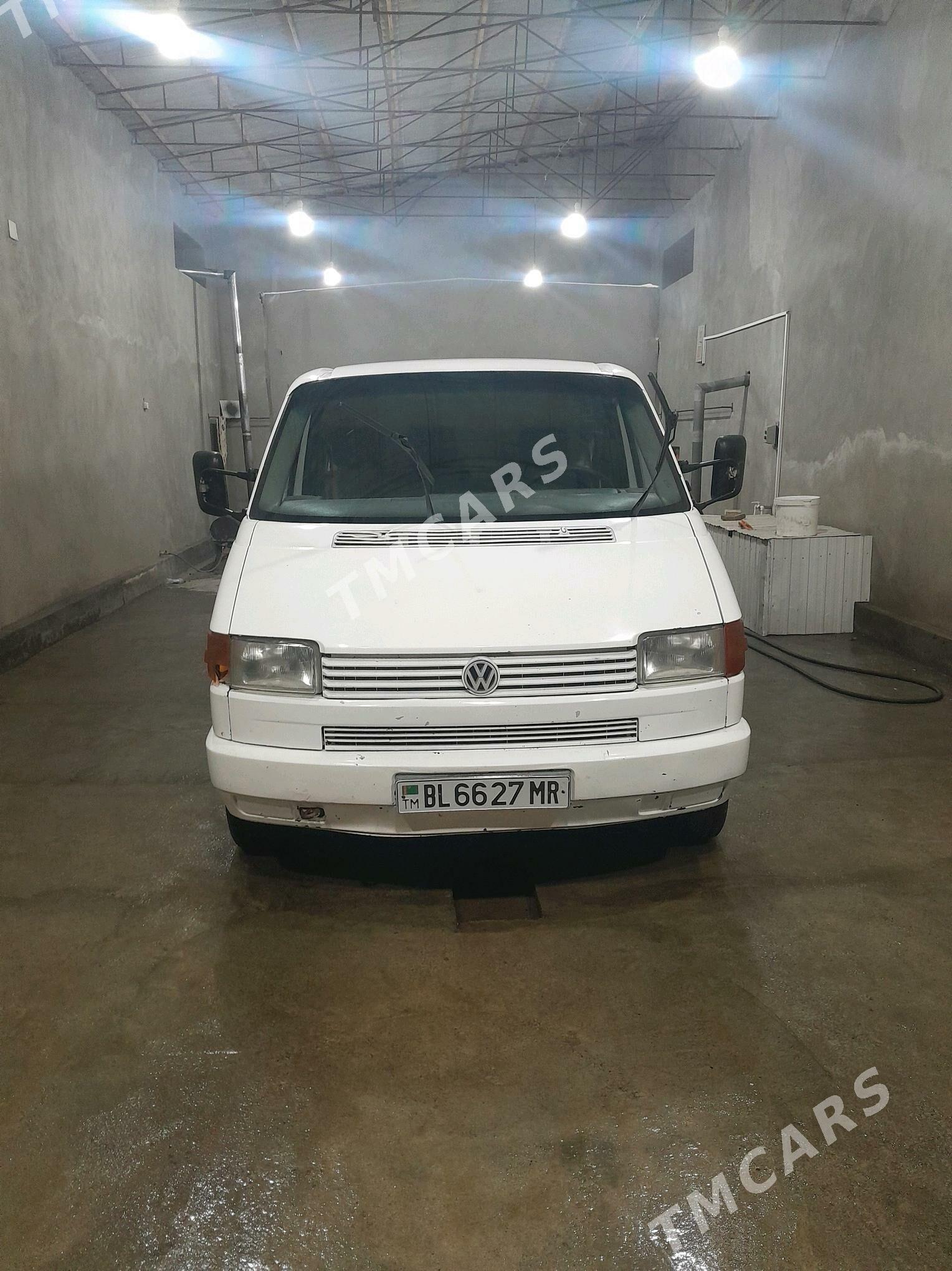 Volkswagen Transporter 1995 - 55 000 TMT - Мары - img 3