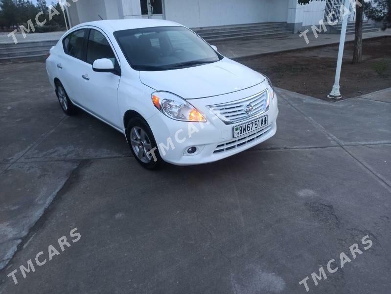 Nissan Versa 2012 - 100 000 TMT - Änew - img 4