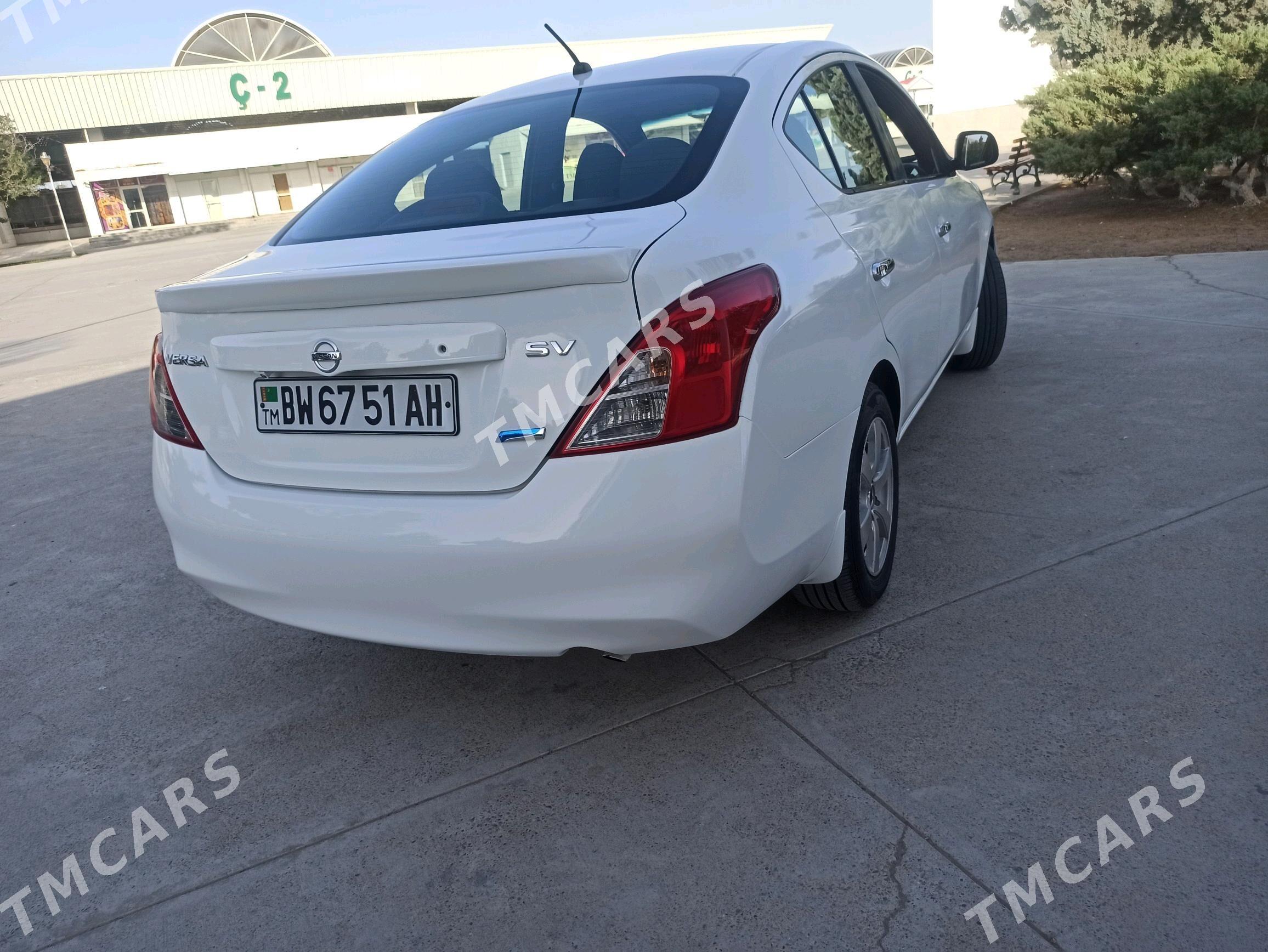 Nissan Versa 2012 - 100 000 TMT - Änew - img 8