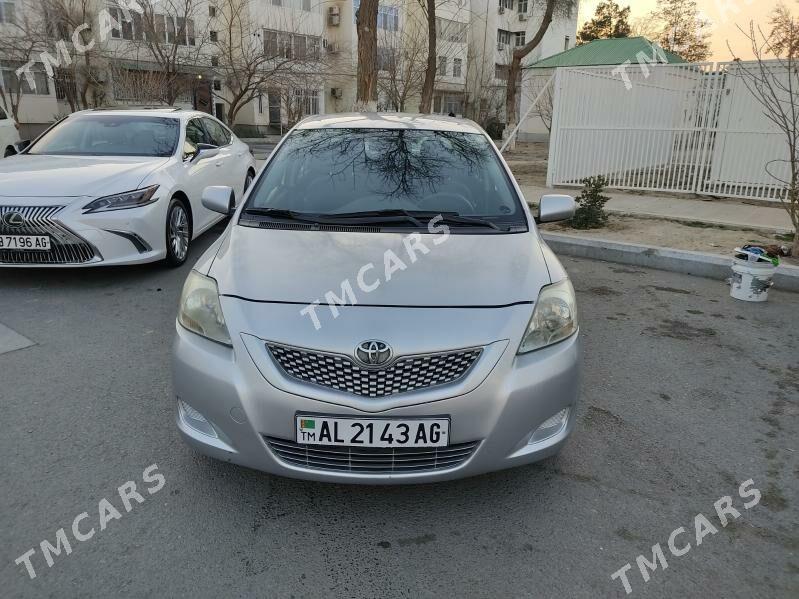 Toyota Yaris 2011 - 140 000 TMT - Гарадамак Шор - img 4