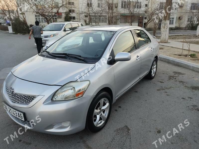 Toyota Yaris 2011 - 140 000 TMT - Гарадамак Шор - img 5