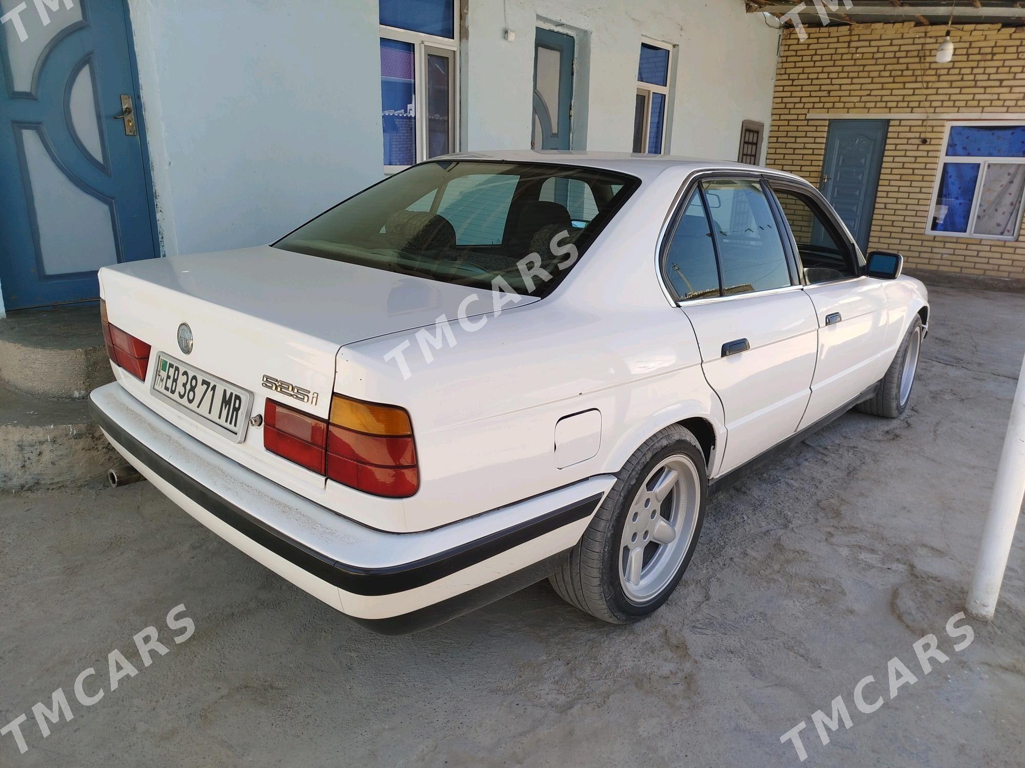 BMW 525 1994 - 35 000 TMT - Мары - img 2