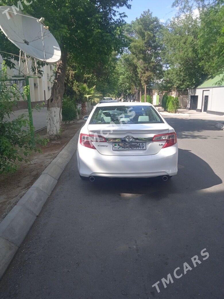 Toyota Camry 2014 - 200 000 TMT - Ашхабад - img 2