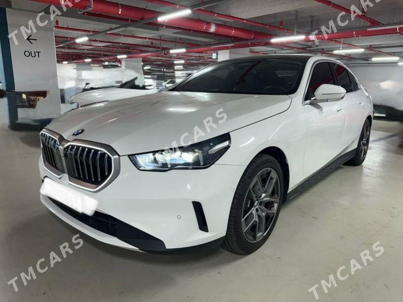 BMW 530 2024 - 1 400 000 TMT - Ашхабад - img 9
