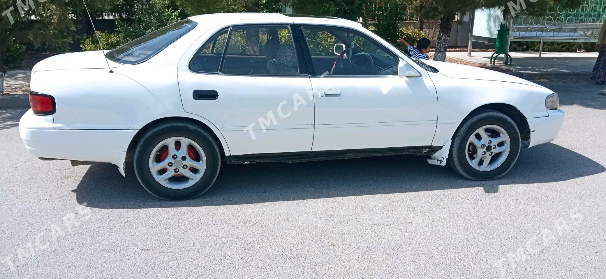 Toyota Camry 1993 - 70 000 TMT - Bäherden - img 2