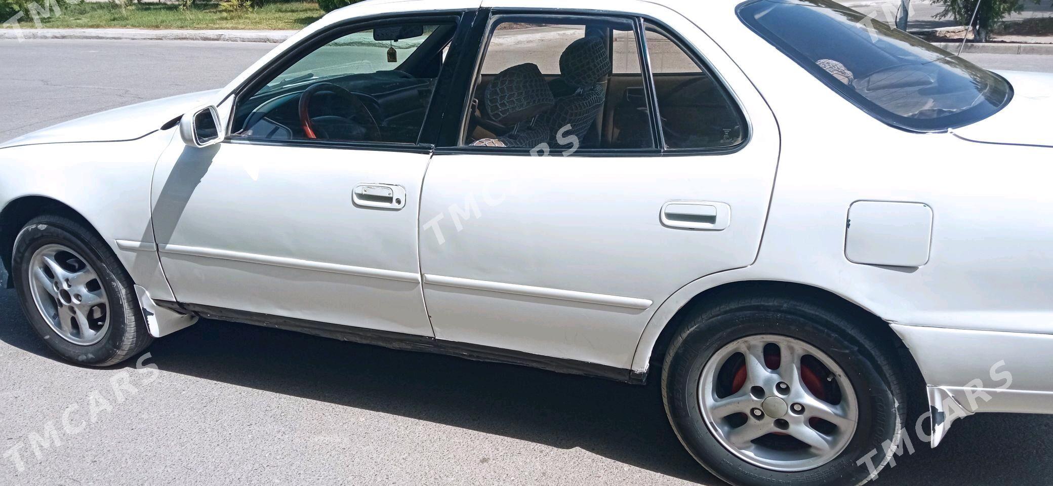 Toyota Camry 1993 - 70 000 TMT - Bäherden - img 3