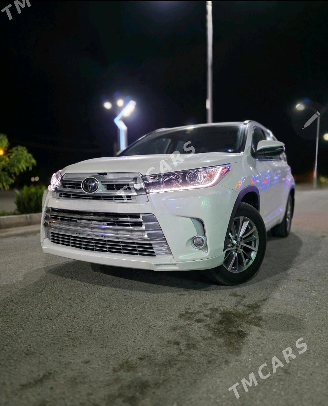 Toyota Highlander 2018 - 480 000 TMT - Çoganly - img 6
