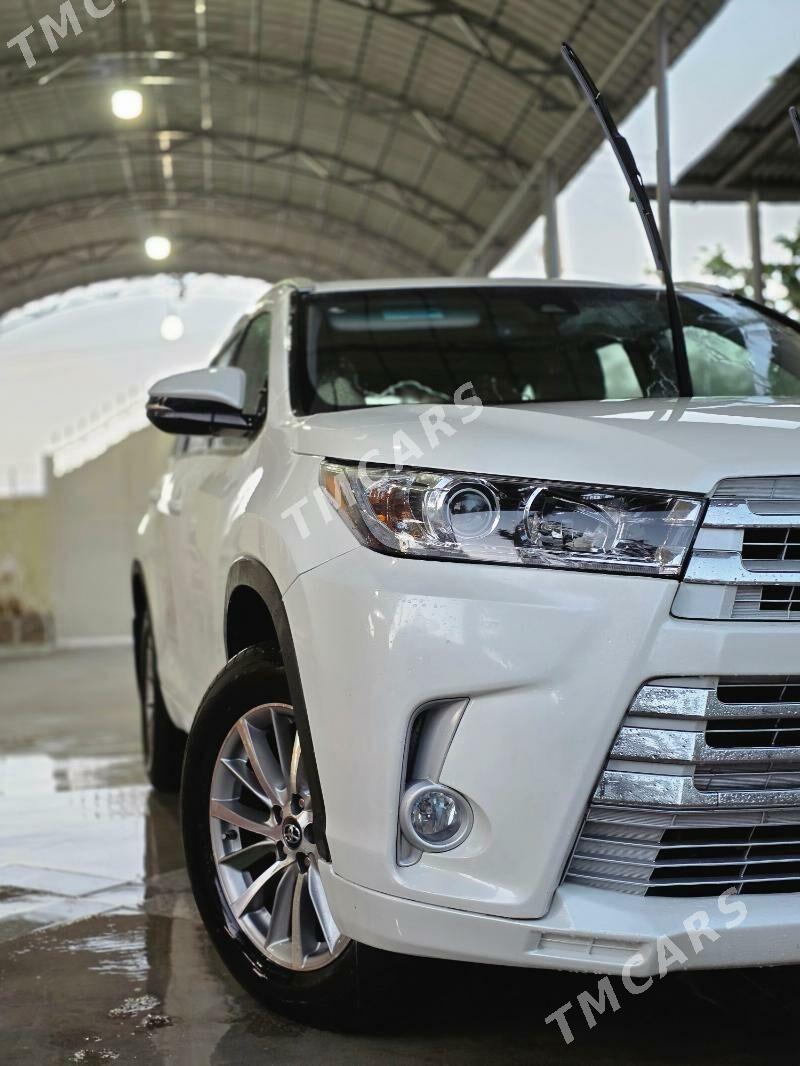 Toyota Highlander 2018 - 480 000 TMT - Çoganly - img 8