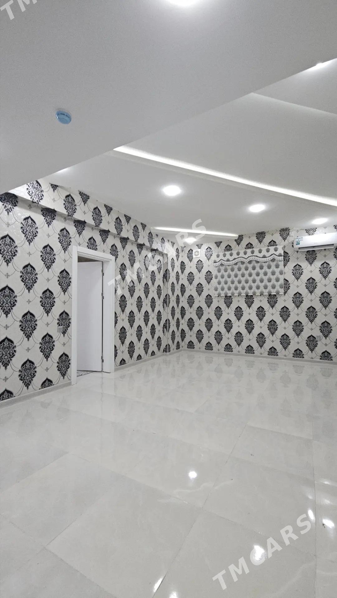 Satlyk pomisenya 4kom 140m² - Гуртли - img 4