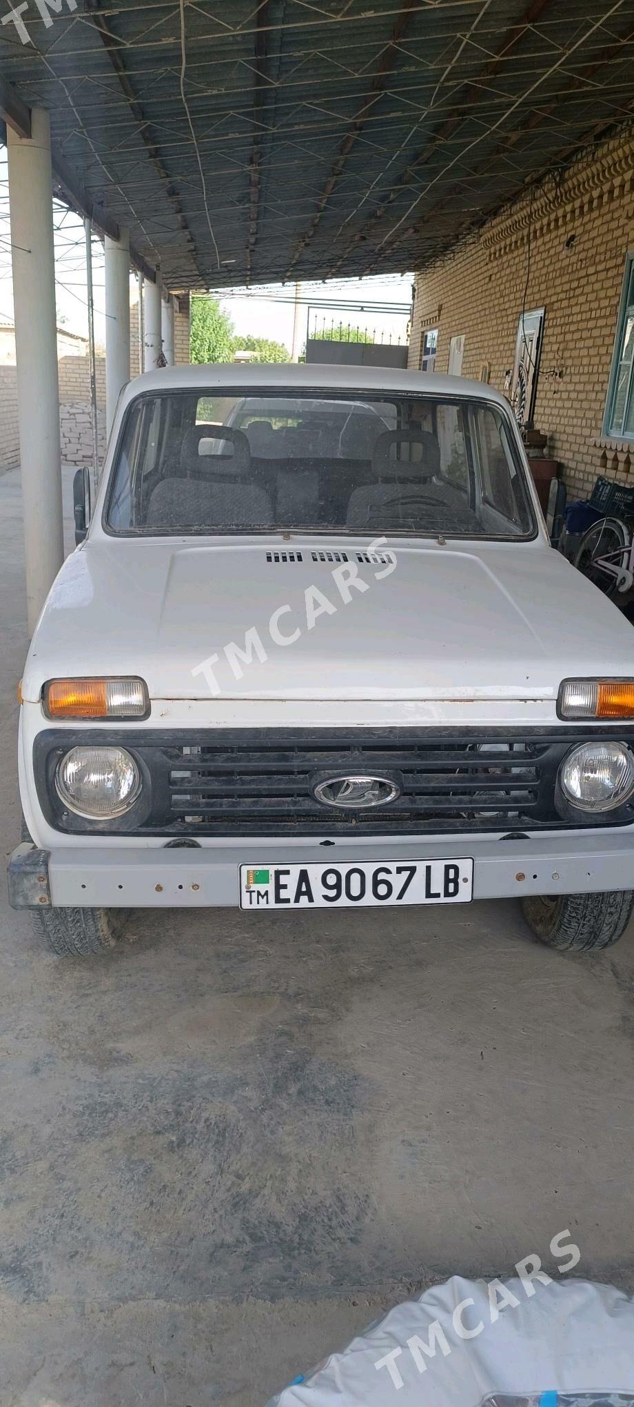 Lada Niva 2003 - 30 000 TMT - Hojambaz - img 3
