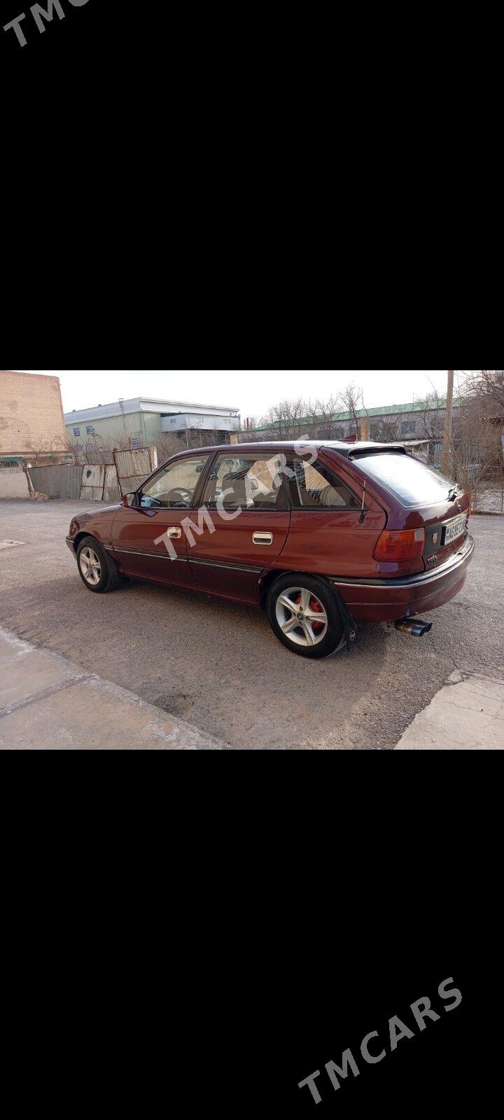 Opel Astra 1993 - 38 000 TMT - Мары - img 5