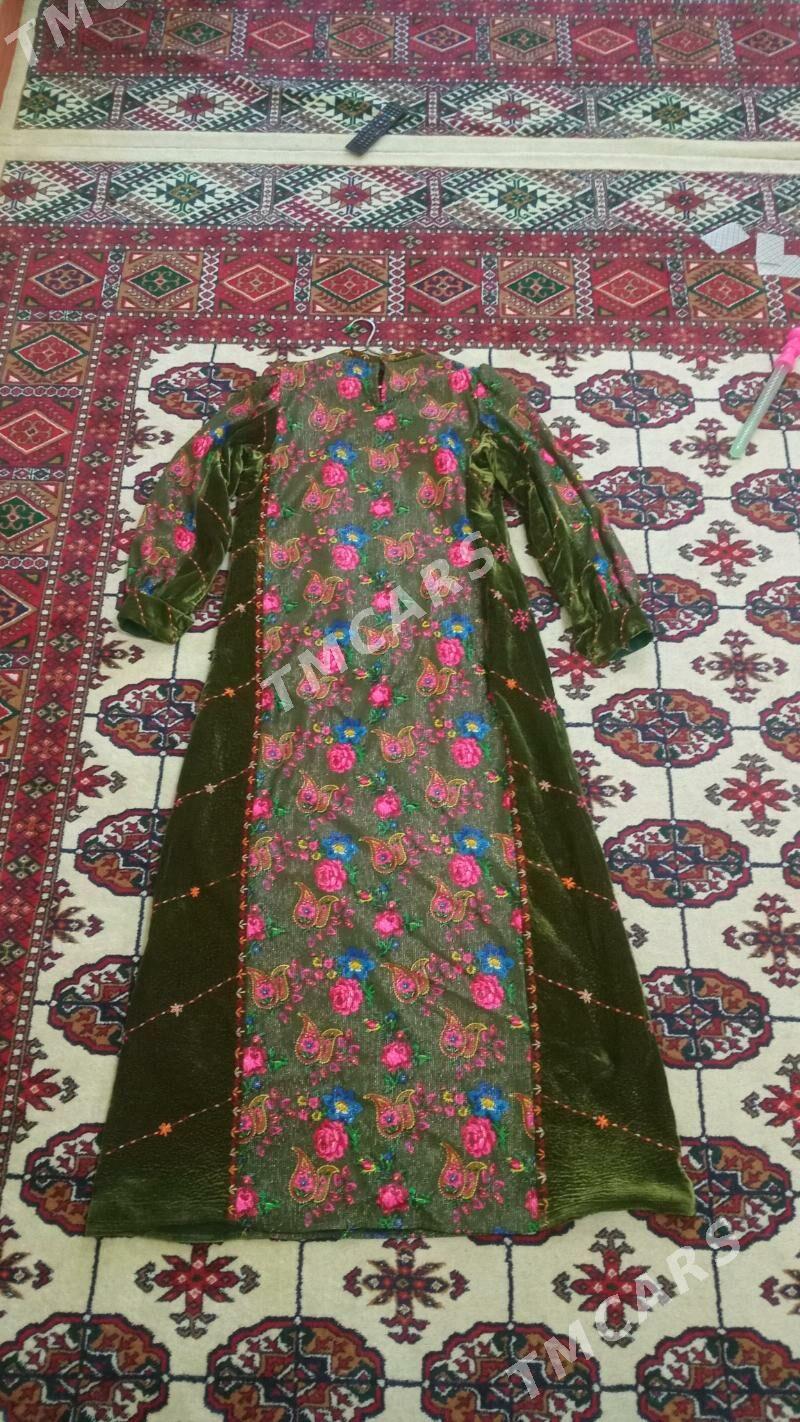 Gadymy gülli gymmat köynek - Aşgabat - img 1